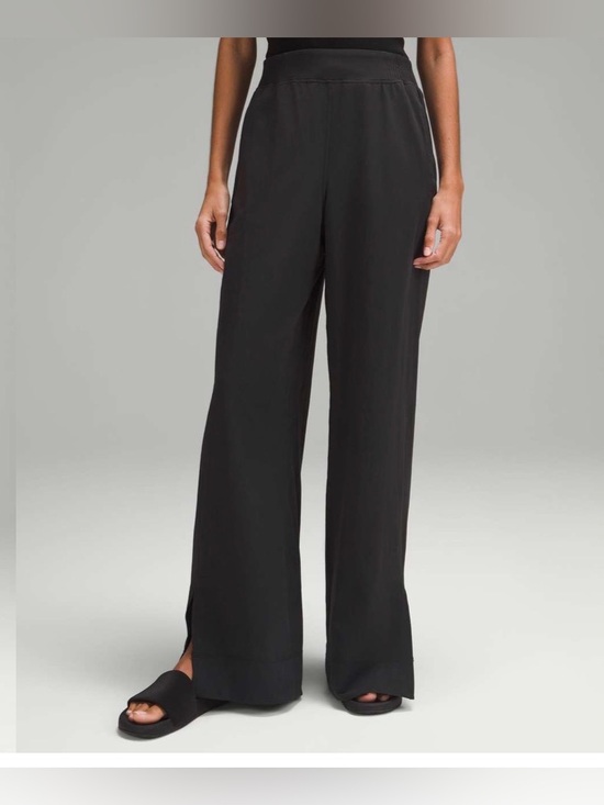 lululemon athletica Pants - NWT Lululemon Stretch Woven Wide-Leg High-Rise Pant